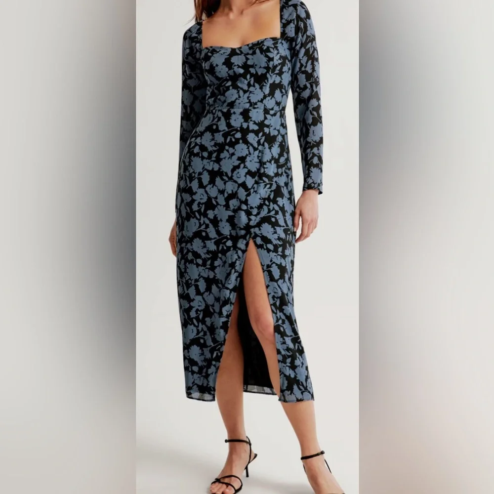 Abercrombie & Fitch Blue Maxi Dress with Sweetheart Neckline